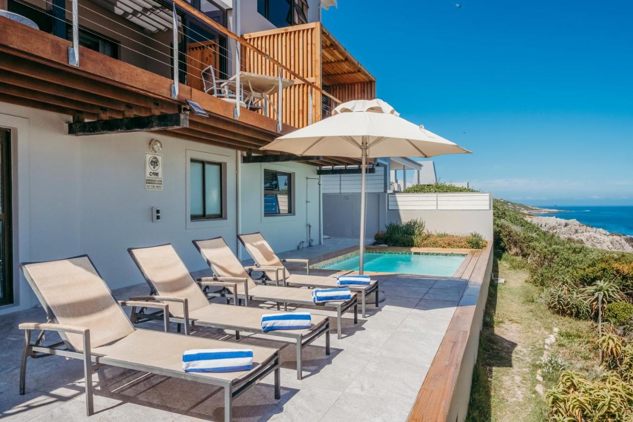 Cliff Lodge Gansbaai Exterior photo