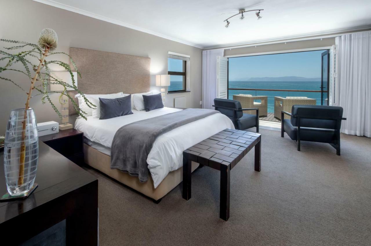 Cliff Lodge Gansbaai Exterior photo